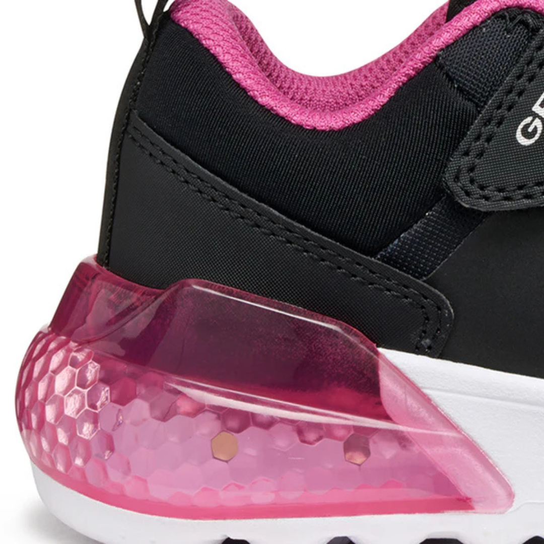 Geox J56LYA / J56LZA J Activart Illuminus Trainers With Lights EU28-34