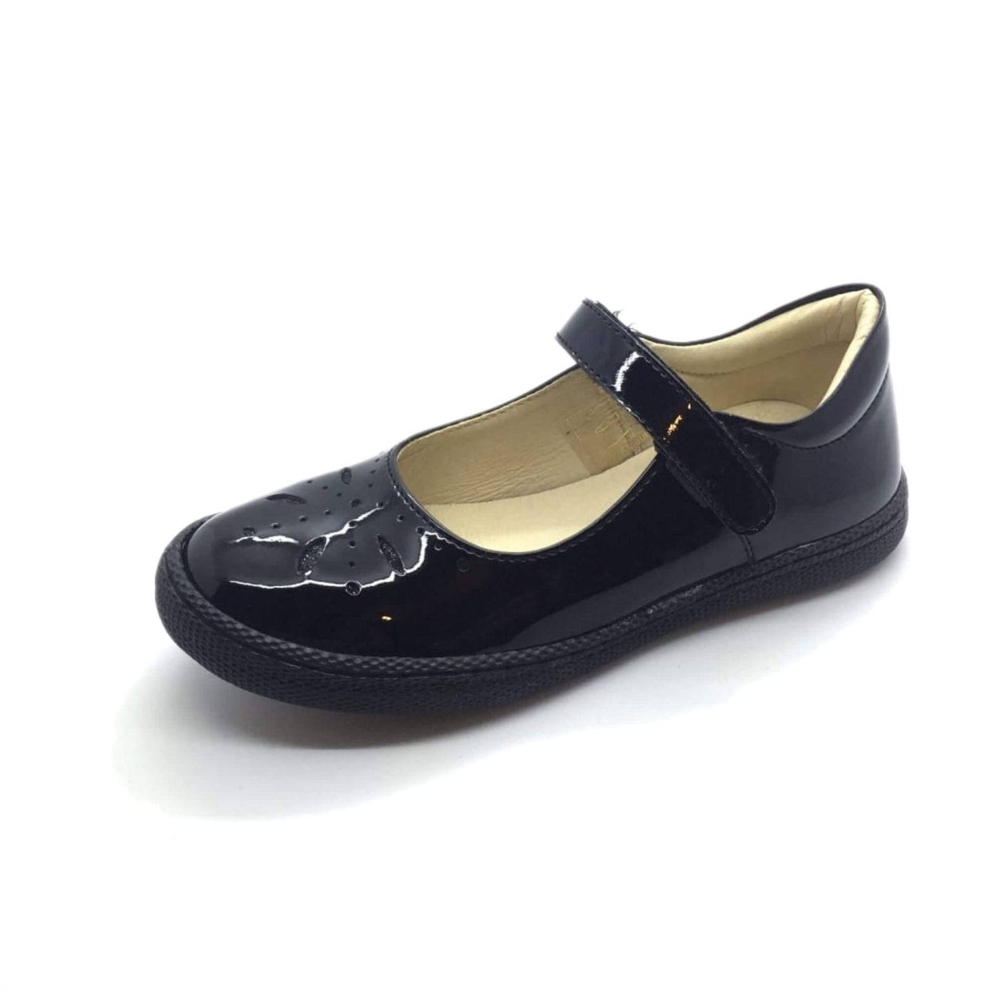 primigi clemence black patent
