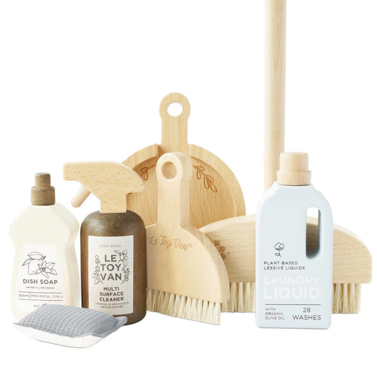 Le Toy Van TV357 Cleaning Set