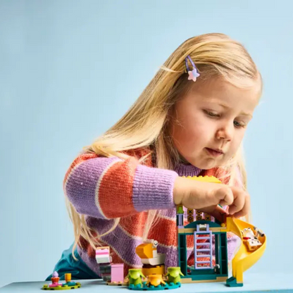 Lego 11201 Playground Fun with Bluey and Chloe