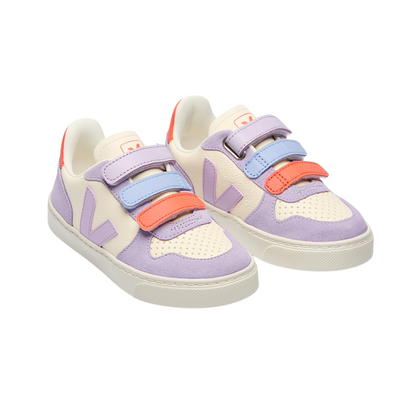 Veja CV0520 Small V-10 Leather Weekend Shoe EU28-35